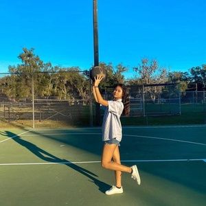 Meet your Posher, Josephine